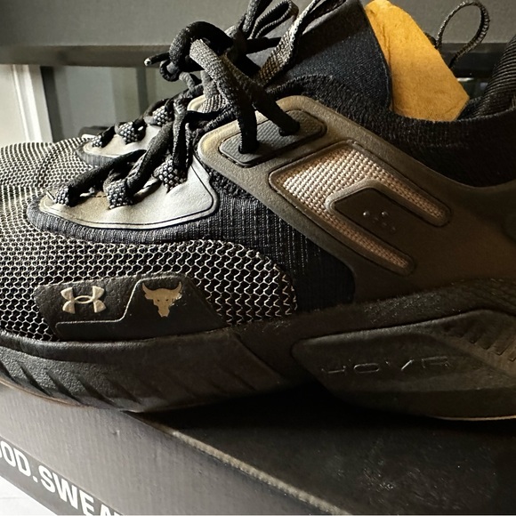 Under Armour Project Rock 5 - Picture 2 of 8